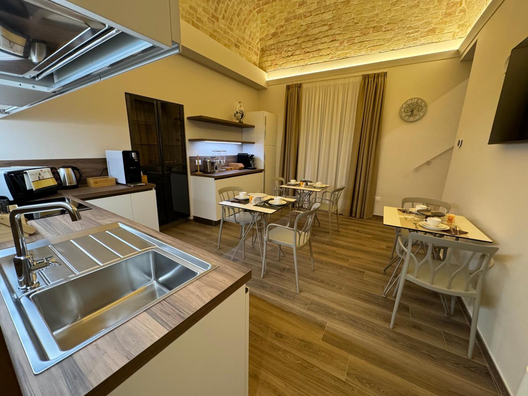 B&B Palazzo Croghan Torre Maggiore Exterior foto