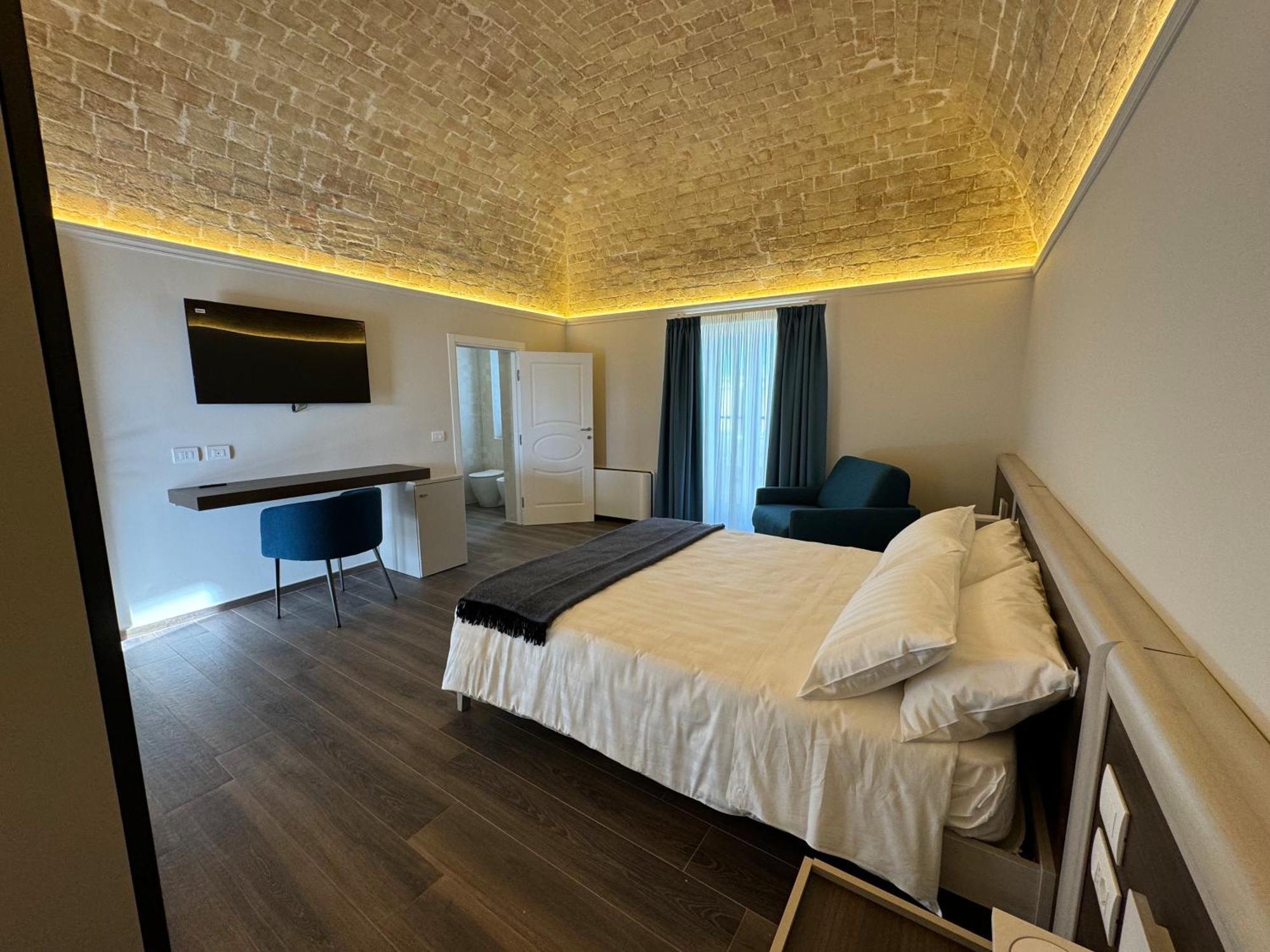 B&B Palazzo Croghan Torre Maggiore Exterior foto